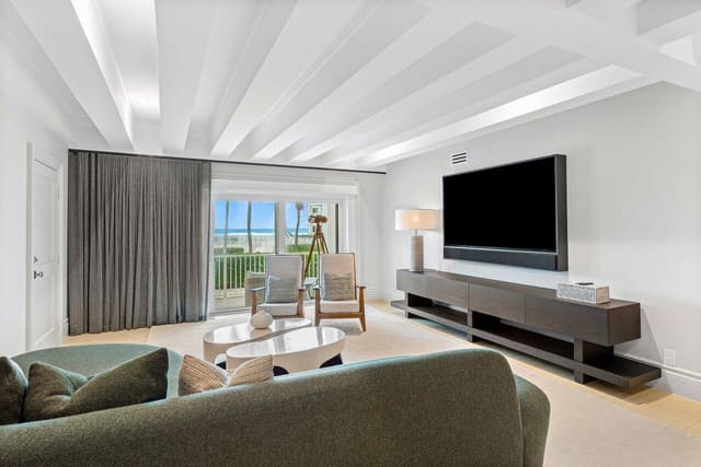 2613 N Ocean Boulevard W5, Gulf Stream, FL 33483