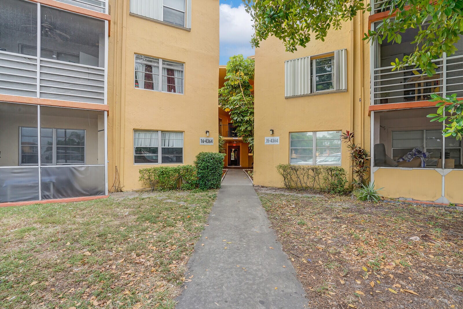 4364 NW 9th Avenue 16-3d — photo 3