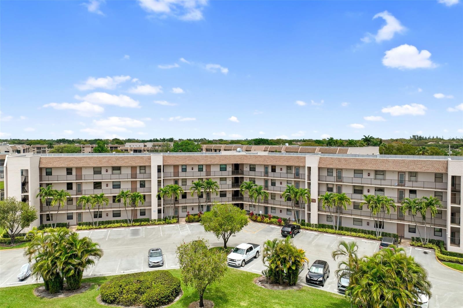 10101 Sunrise Lakes Boulevard 404, Sunrise, FL 33322