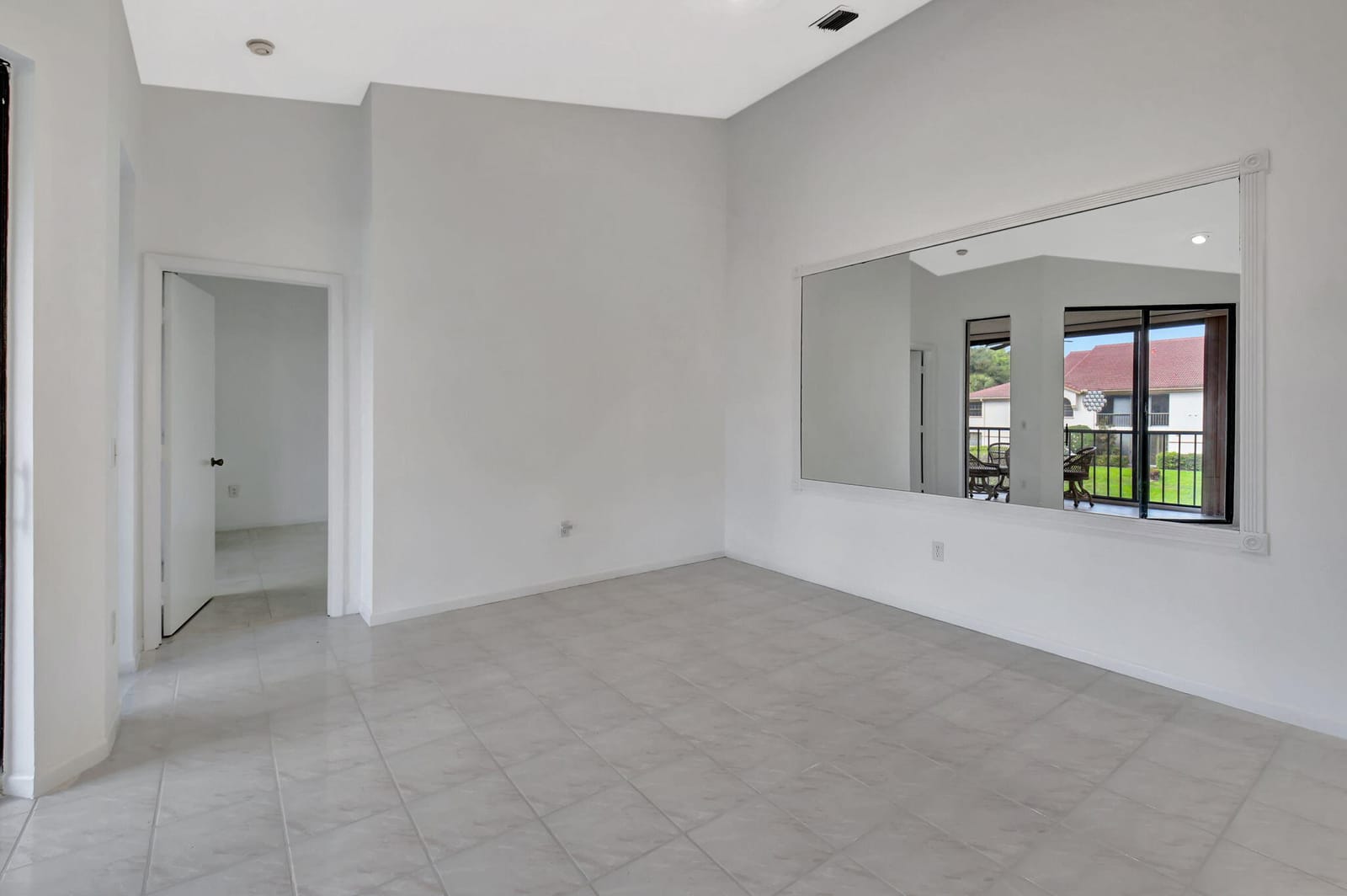 5179 Europa Drive L, Boynton Beach, FL 33437 photo 9