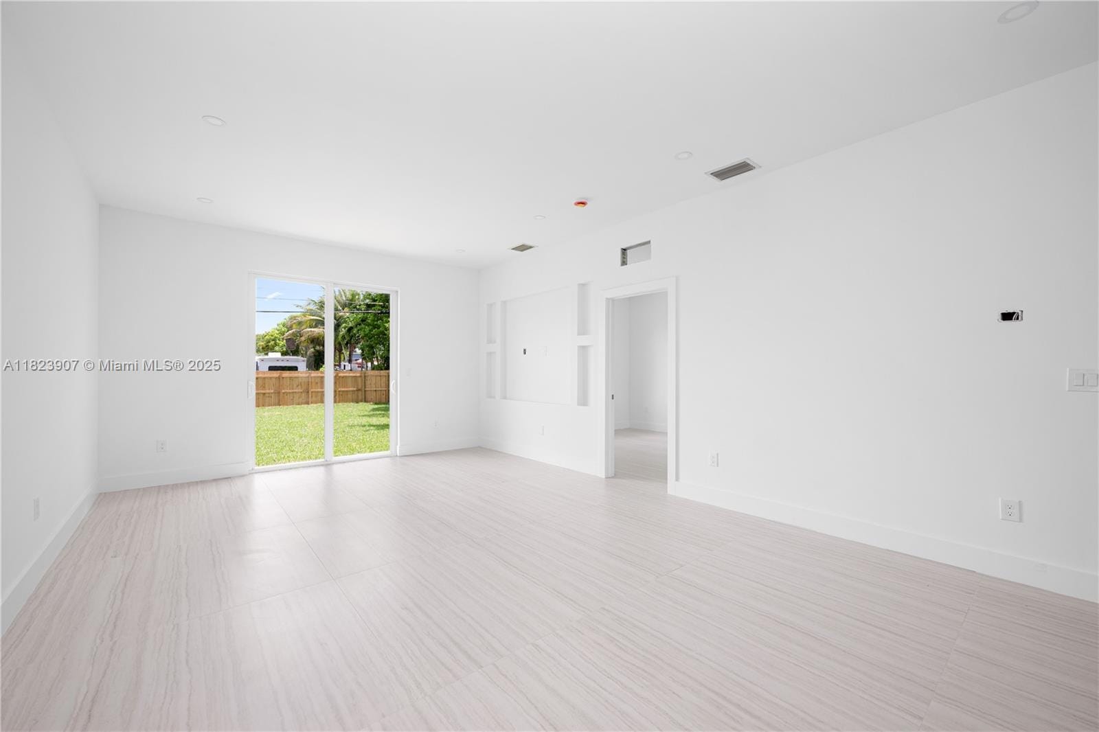 10741 SW 217 Street, Miami, FL 33170 photo 10