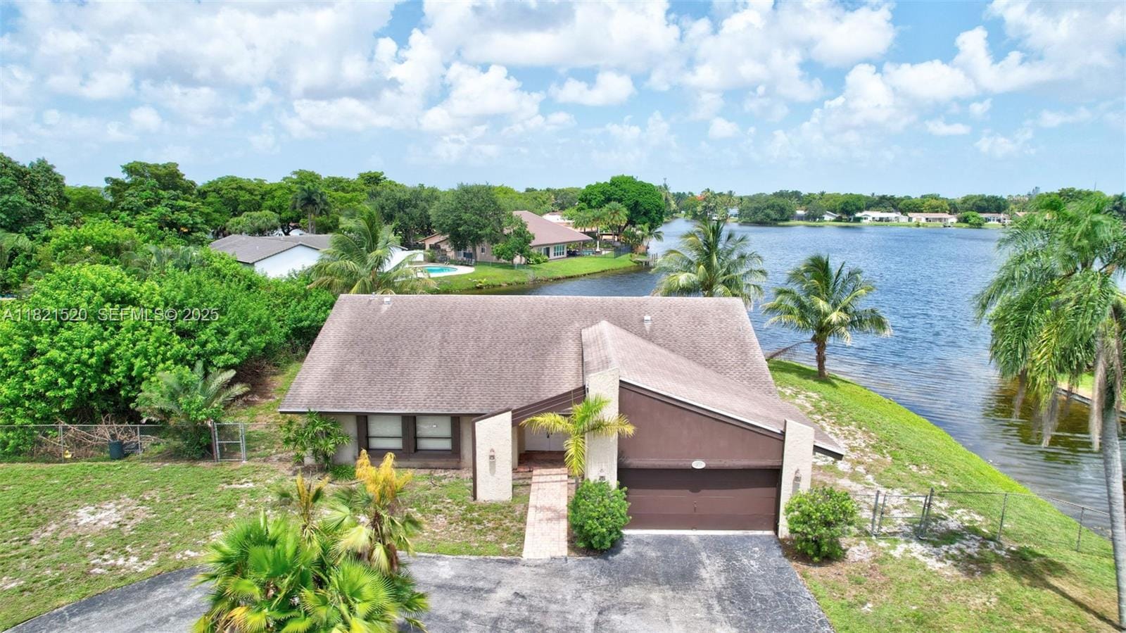 1600 SW 72nd Avenue, Plantation, FL 33317