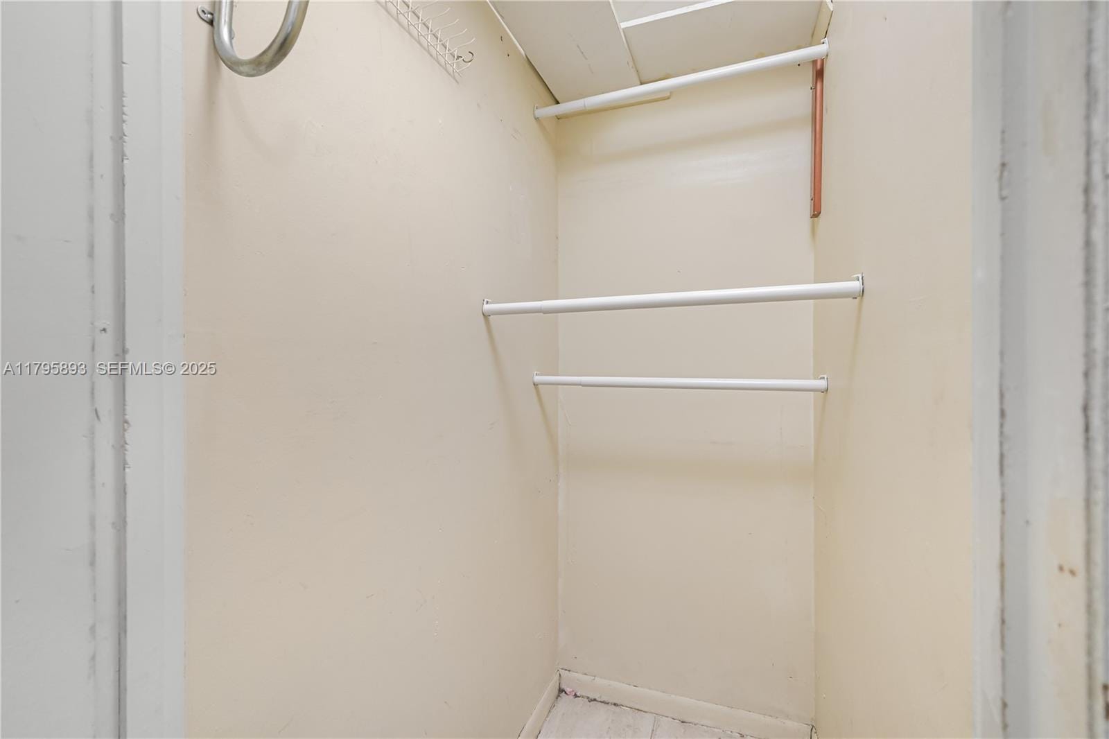 345 Ocean Drive 904, Miami Beach, FL 33139 photo 12