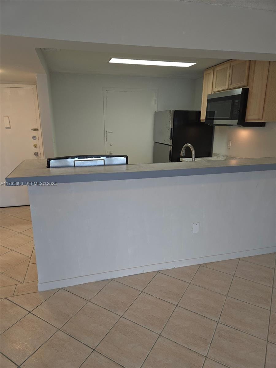 345 Ocean Drive 904, Miami Beach, FL 33139 photo 6