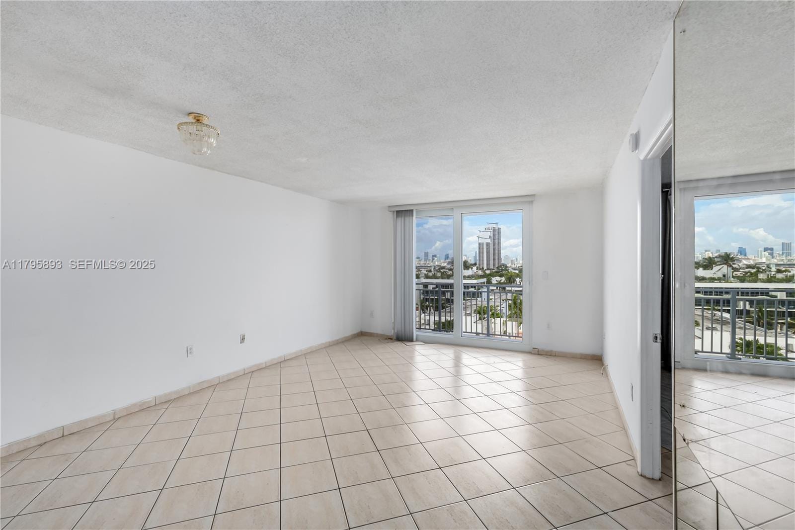 345 Ocean Drive 904, Miami Beach, FL 33139 photo 7