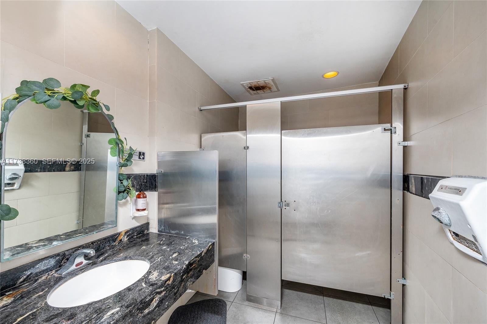 1201 SW 22nd Street, Miami, FL 33135 photo 18