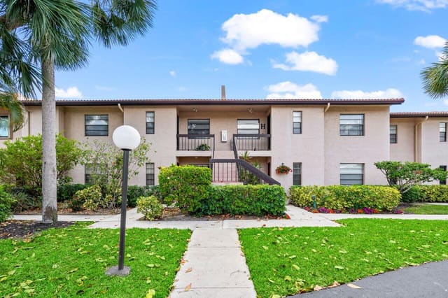 9261 Vista Del Lago H, Boca Raton, FL 33428