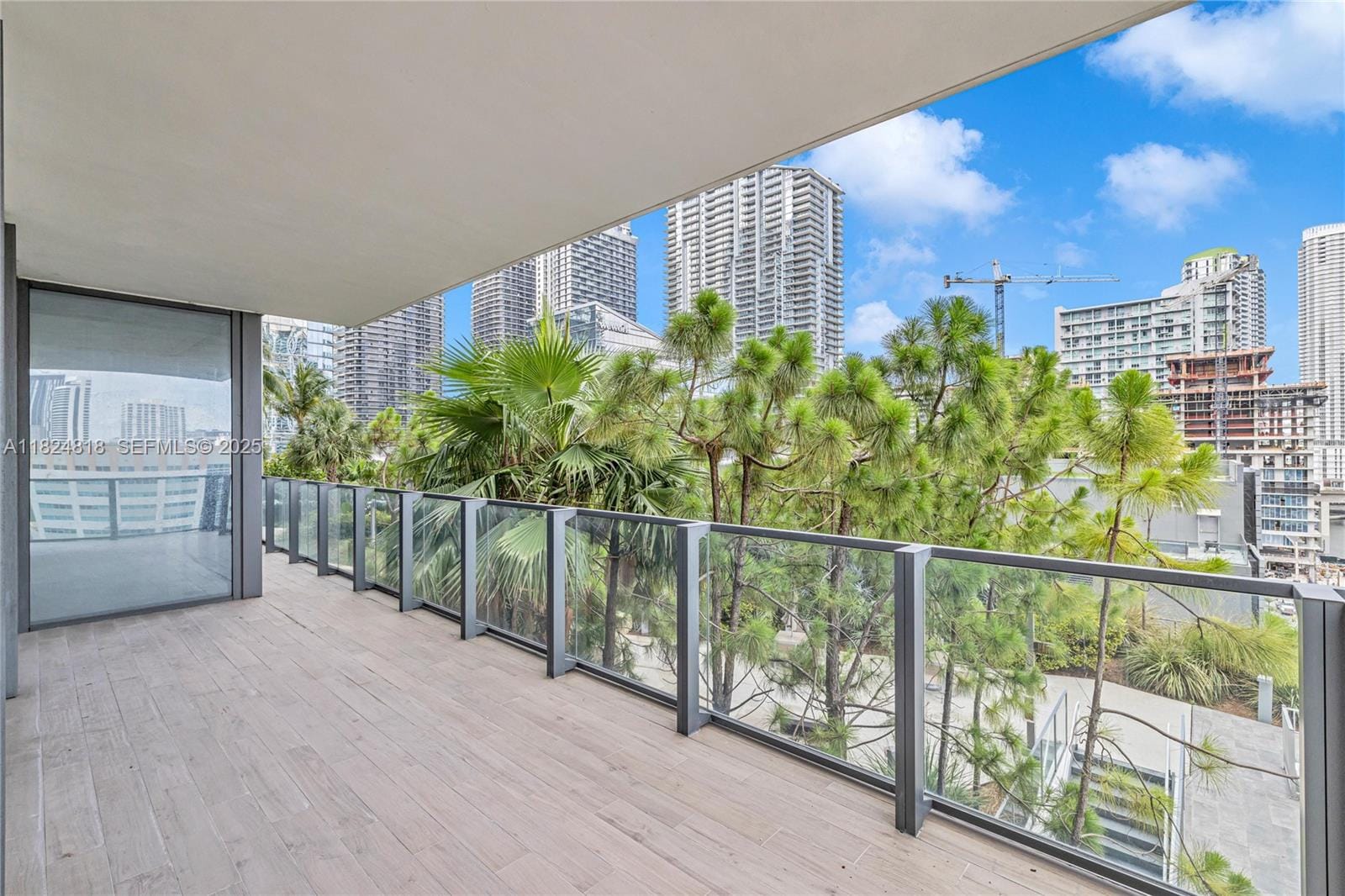68 SE 6th Street 712, Miami, FL 33131 photo 11