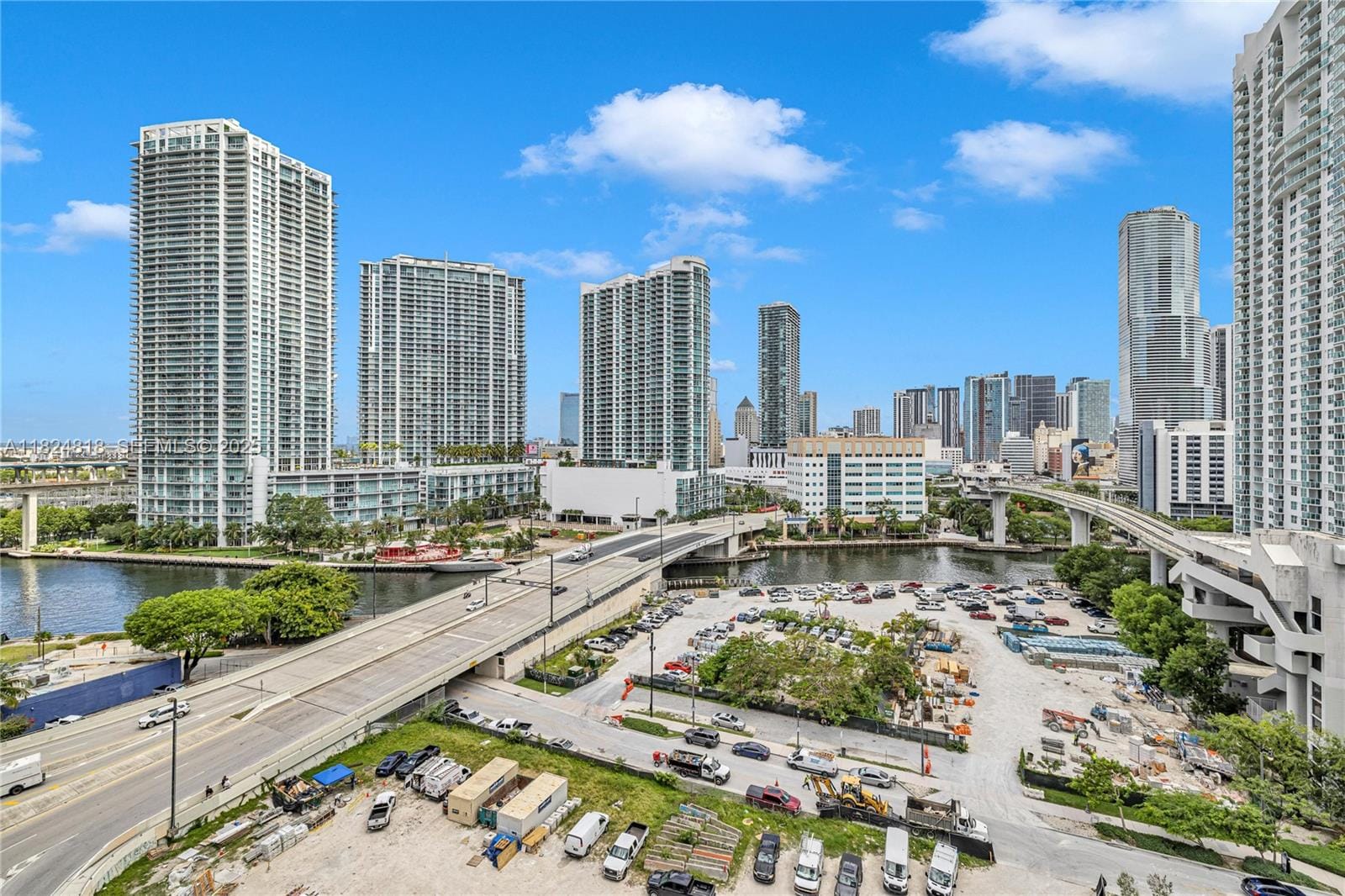 68 SE 6th Street 712, Miami, FL 33131 photo 18
