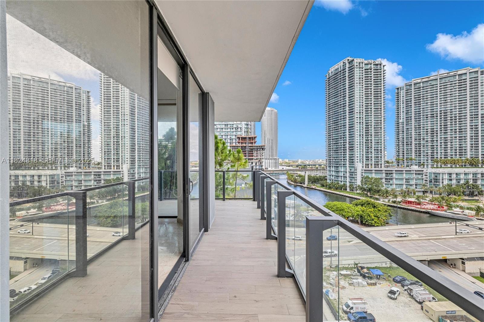68 SE 6th Street 712, Miami, FL 33131 photo 10