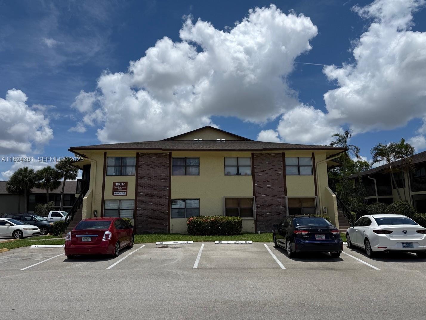 10017 Winding Lake Road 201 — photo 4