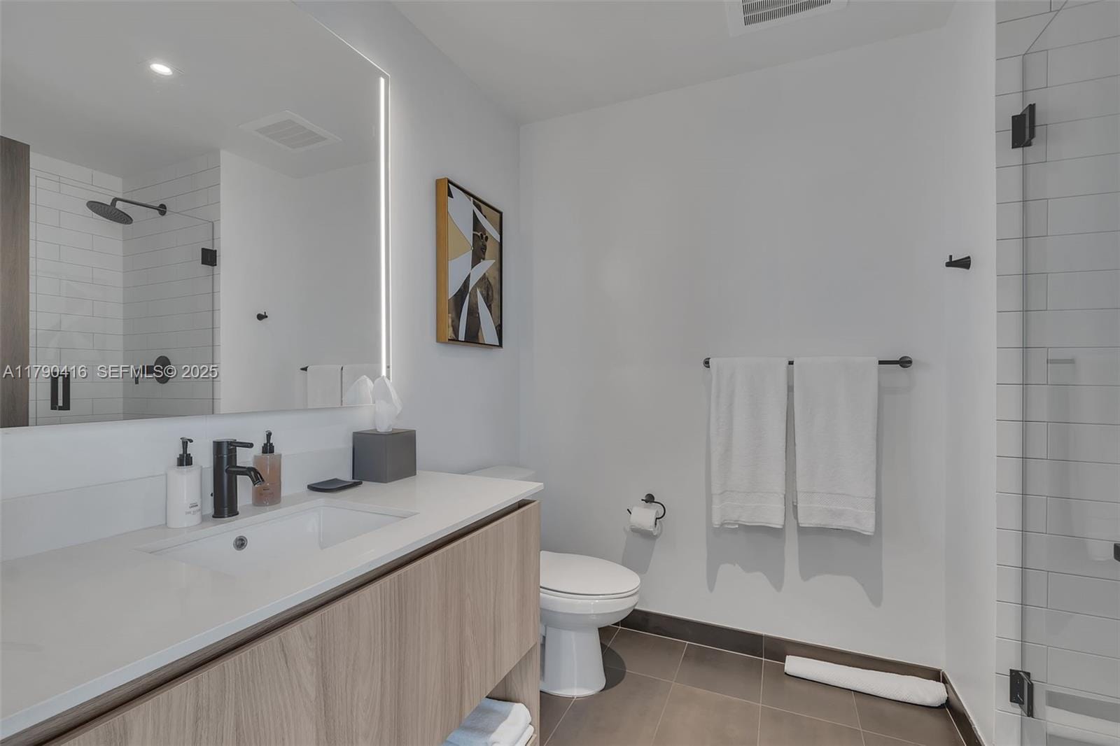 398 NE 5th Street 3901, Miami, FL 33132 photo 8