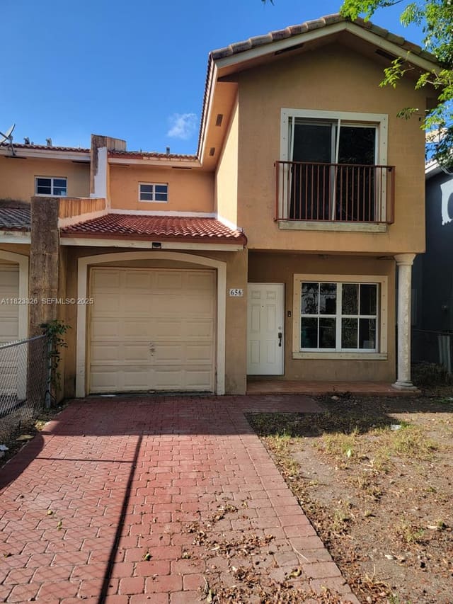 656 SW 11th Street, Florida City, FL 33034