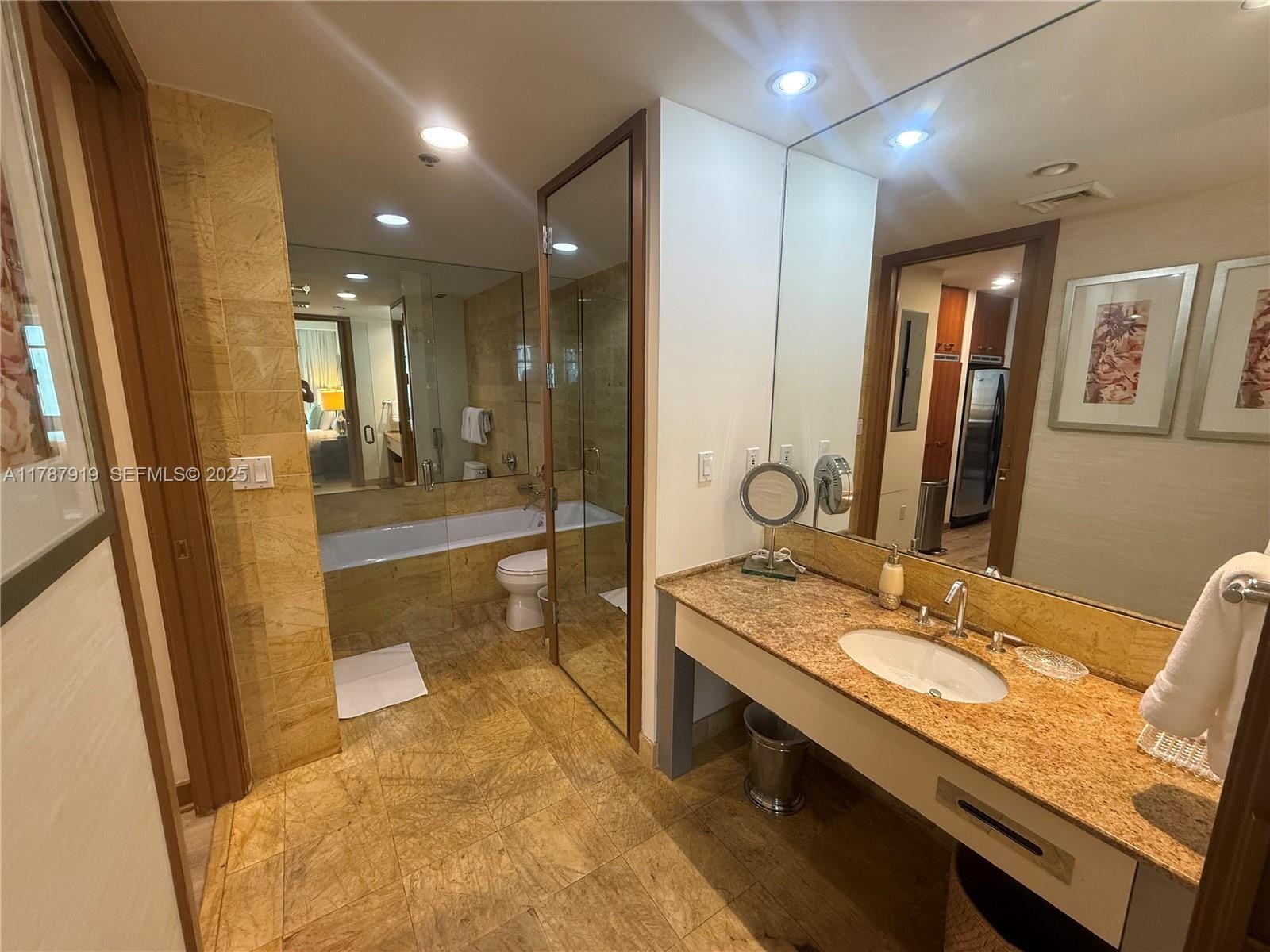 1395 Brickell Avenue 3211, Miami, FL 33131 photo 10
