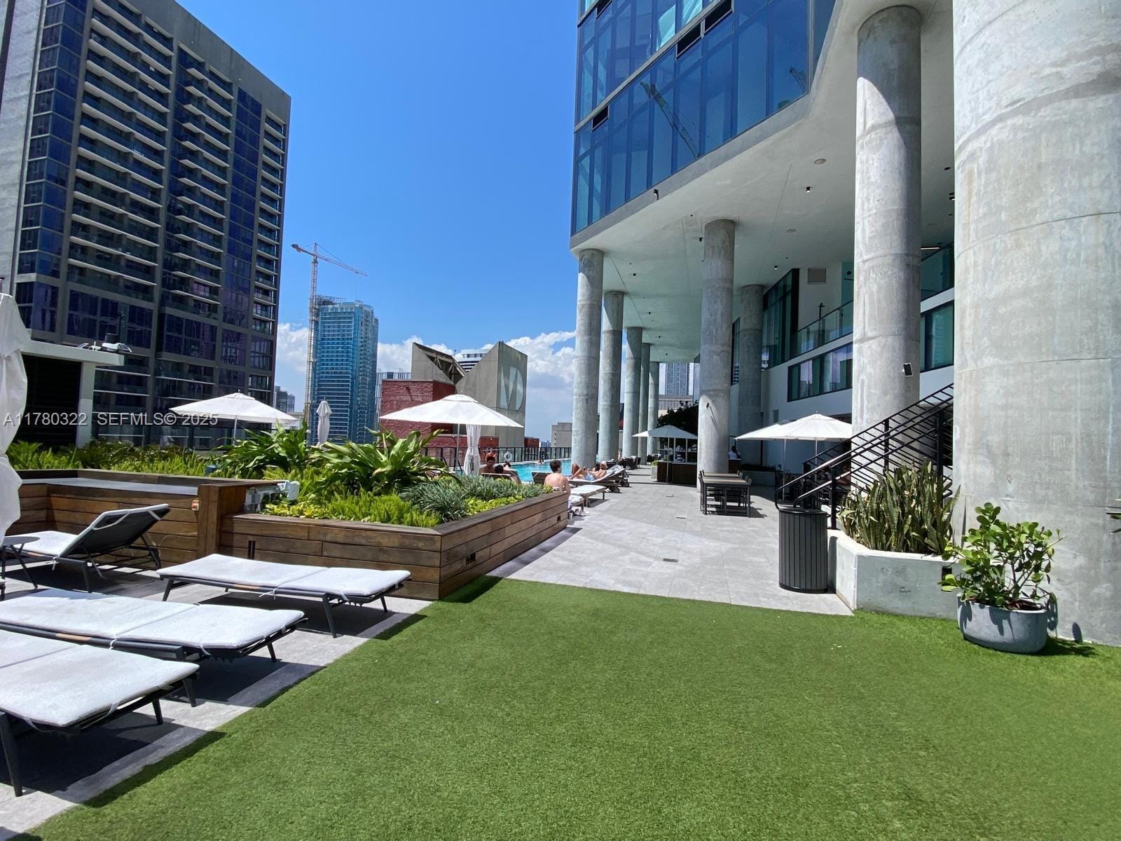 398 NE 5th Street 2910, Miami, FL 33132 photo 17