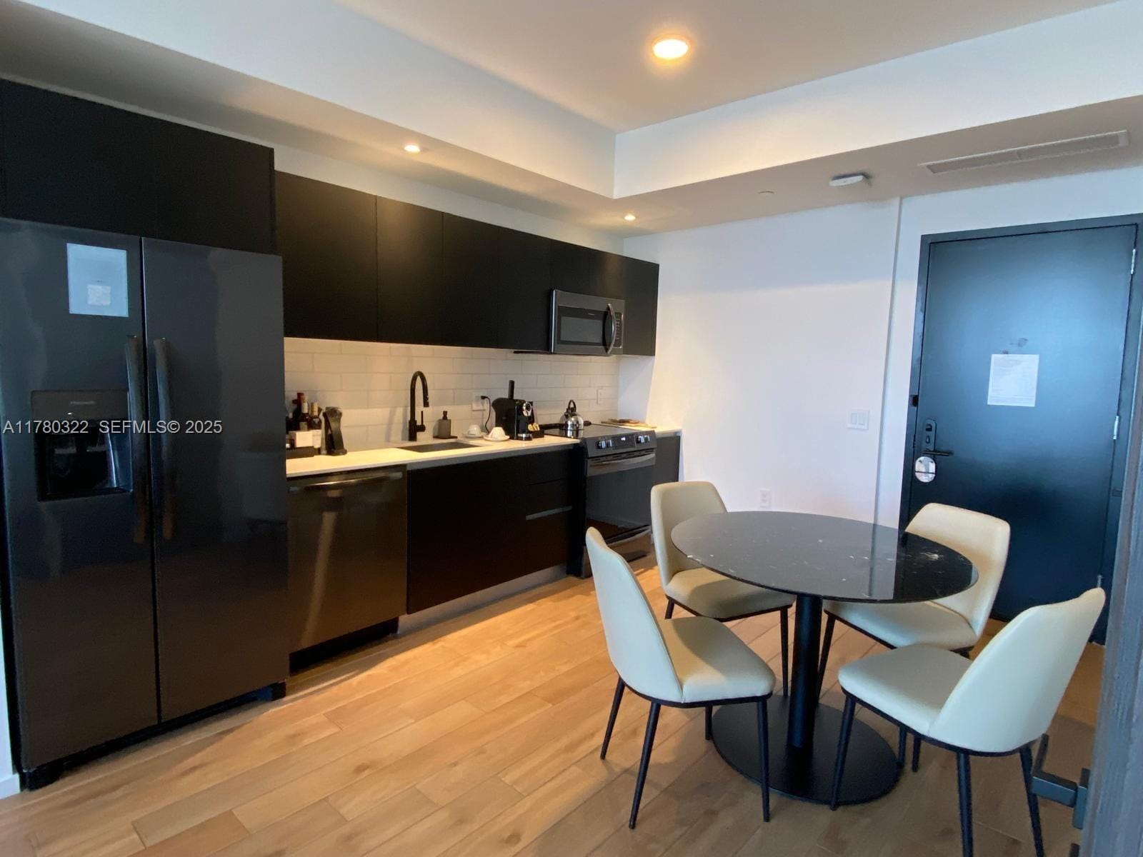 398 NE 5th Street 2910, Miami, FL 33132 photo 3