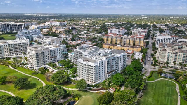 200 SE Mizner Boulevard 717, sold in Alina Boca Raton Condo, Boca Raton, FL