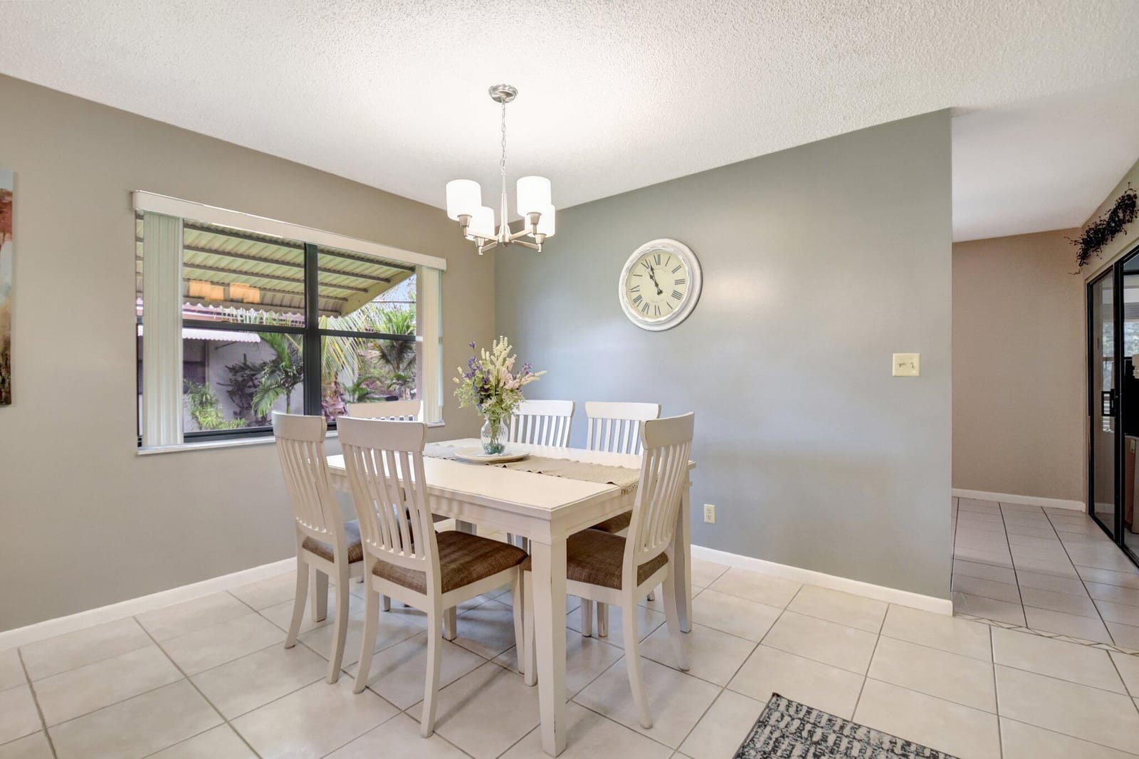 1758 Palmland Drive — photo 9