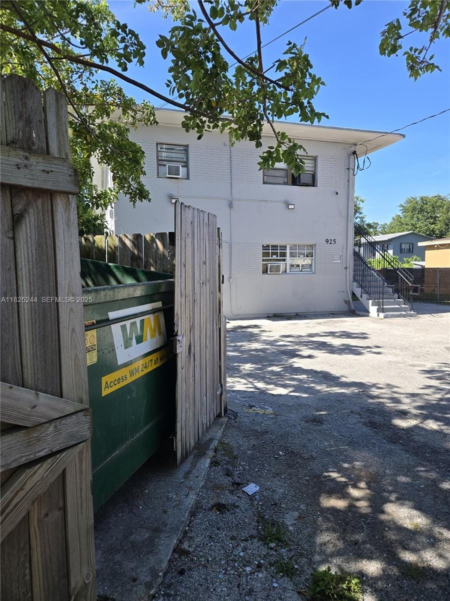 925 NW 69th Street — photo 6