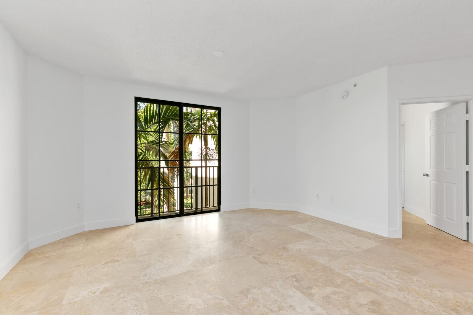 630 S Sapodilla Avenue 316, West Palm Beach, FL 33401