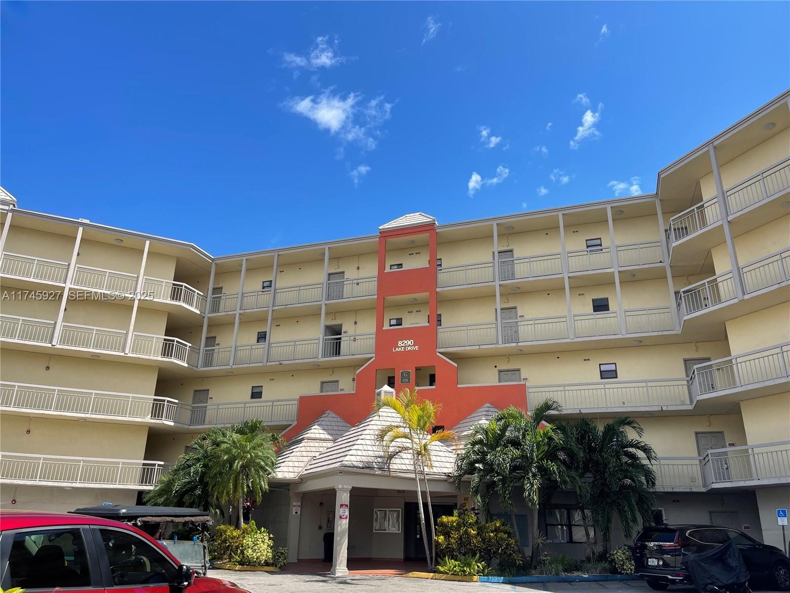 8290 Lake Drive 223, Doral, FL 33166