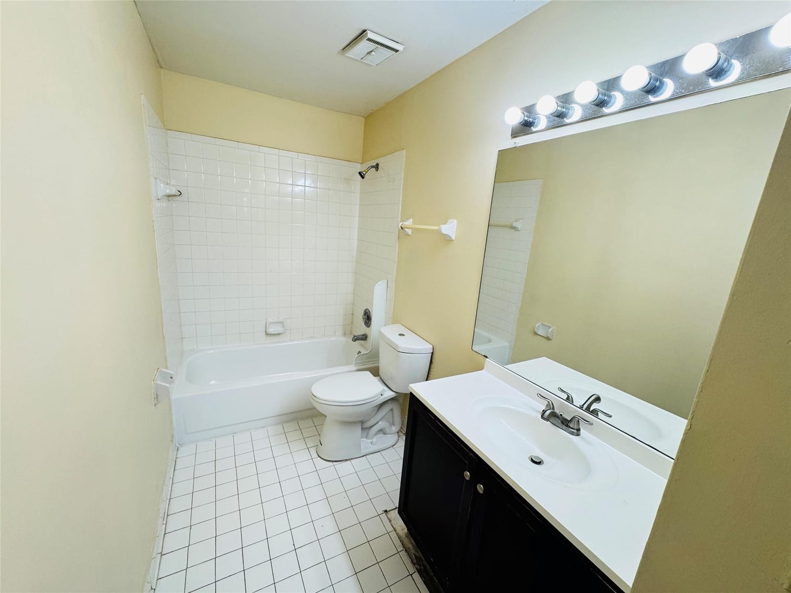 3449 NW 44th Street 202 — photo 11