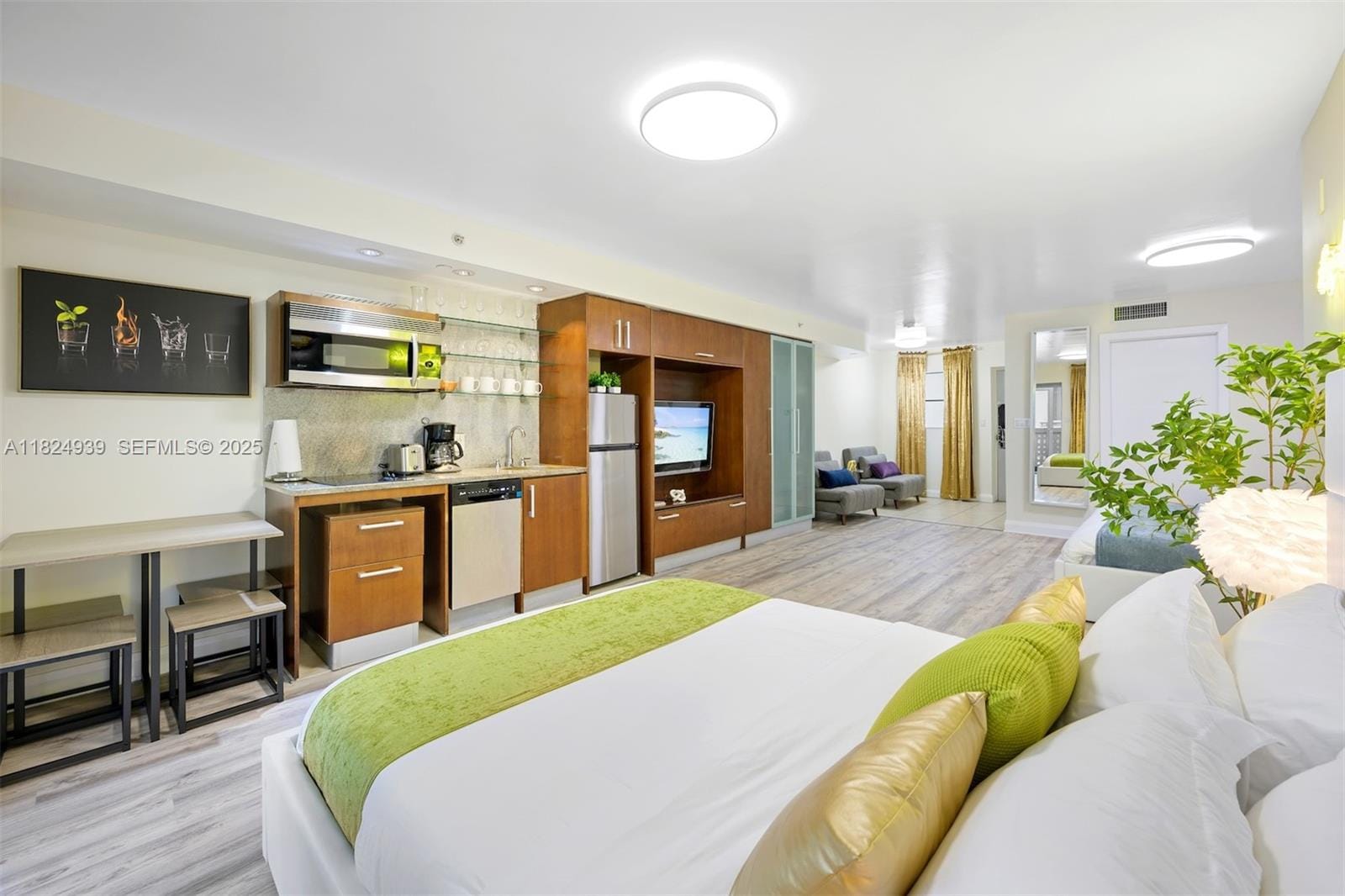 1024 Ocean Drive A202, Miami Beach, FL 33139 photo 13