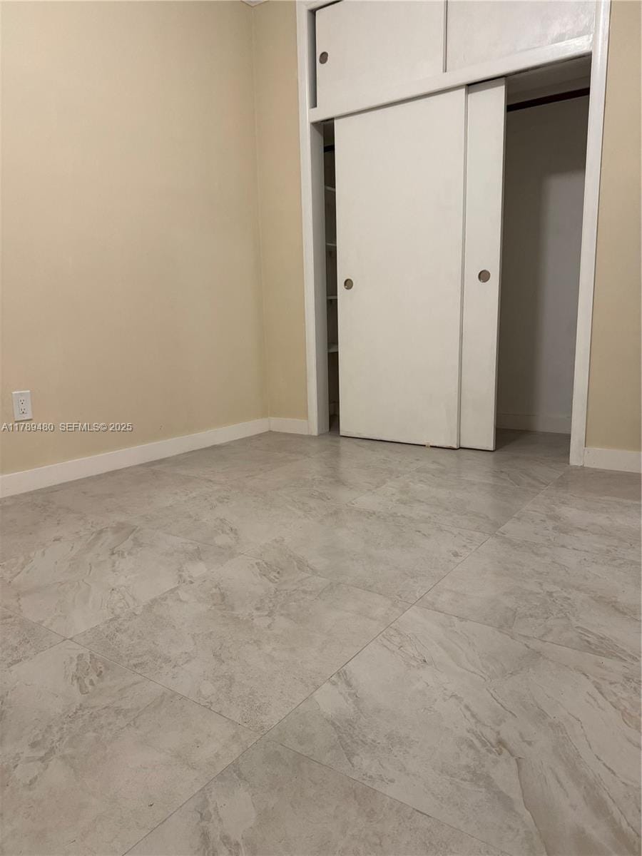 17051 NE 23rd Avenue 1J — photo 10