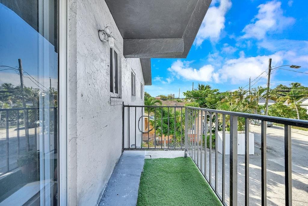 429 NW 10th Avenue, Miami, FL 33128 photo 25