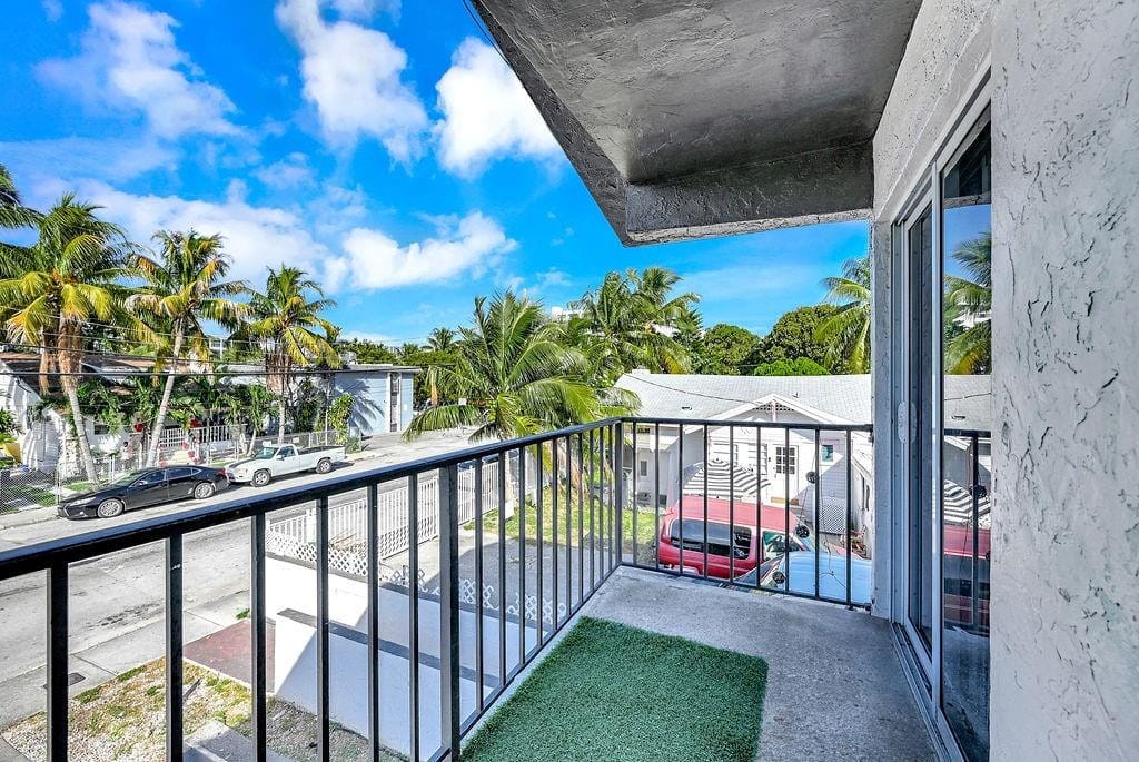 429 NW 10th Avenue, Miami, FL 33128 photo 26