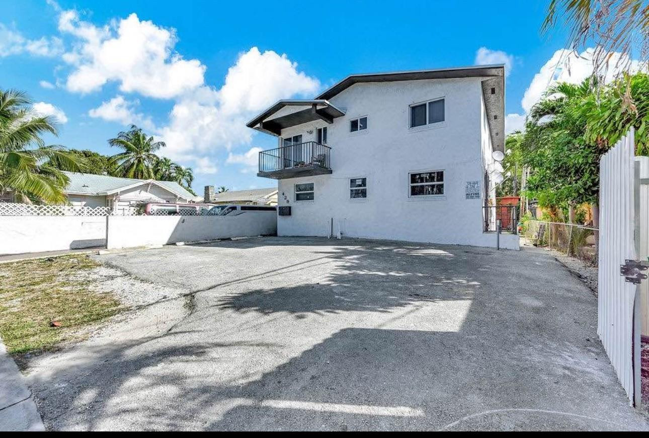 429 NW 10th Avenue, Miami, FL 33128, Miami
