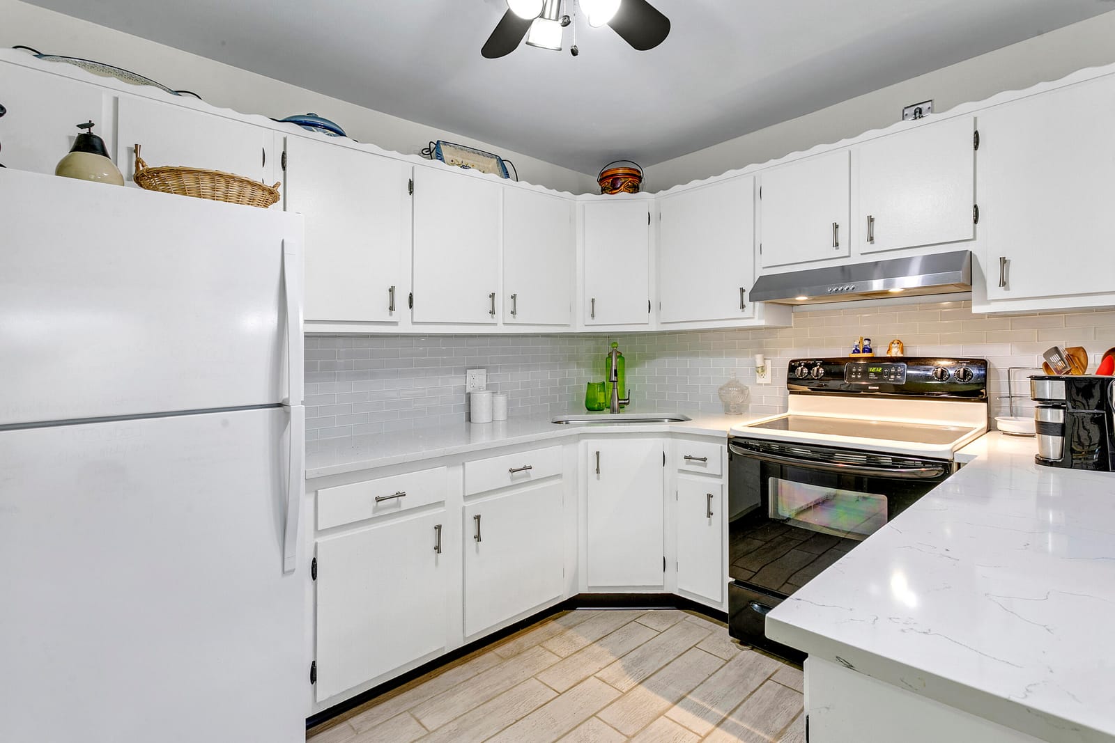 5927 La Pinata Boulevard C-2, Greenacres, FL 33463 photo 4