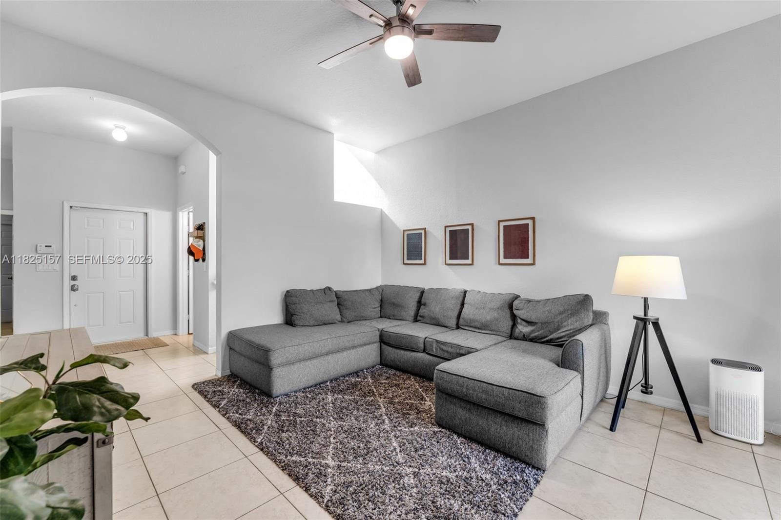2346 SE 16th Terrace, Homestead, FL 33035 photo 2