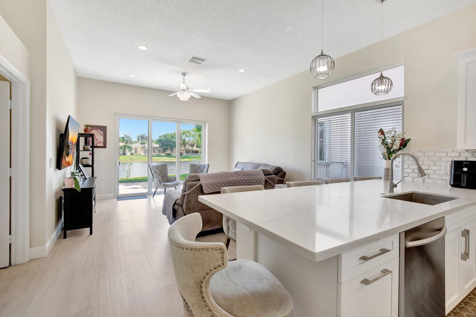 19441 SW 61st Street, Pembroke Pines, FL 33332 photo 12