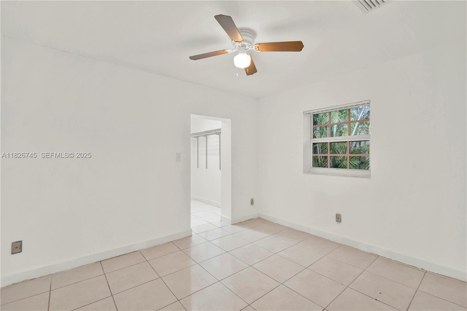 404 S 57th Terrace, Hollywood, FL 33023 photo 12