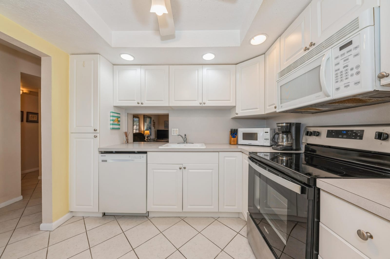 230 NE 26th Avenue 213, Boynton Beach, FL 33435 photo 15
