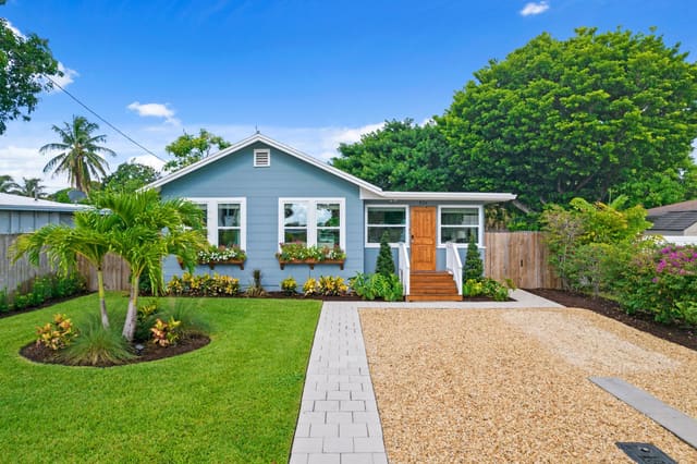 826 SE 4th Avenue, Delray Beach, FL 33483
