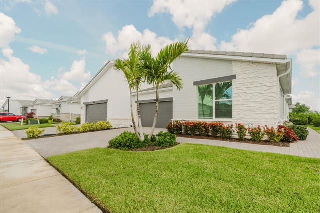 9961 SW Isabelline Drive 9961, Port St. Lucie, FL 34987