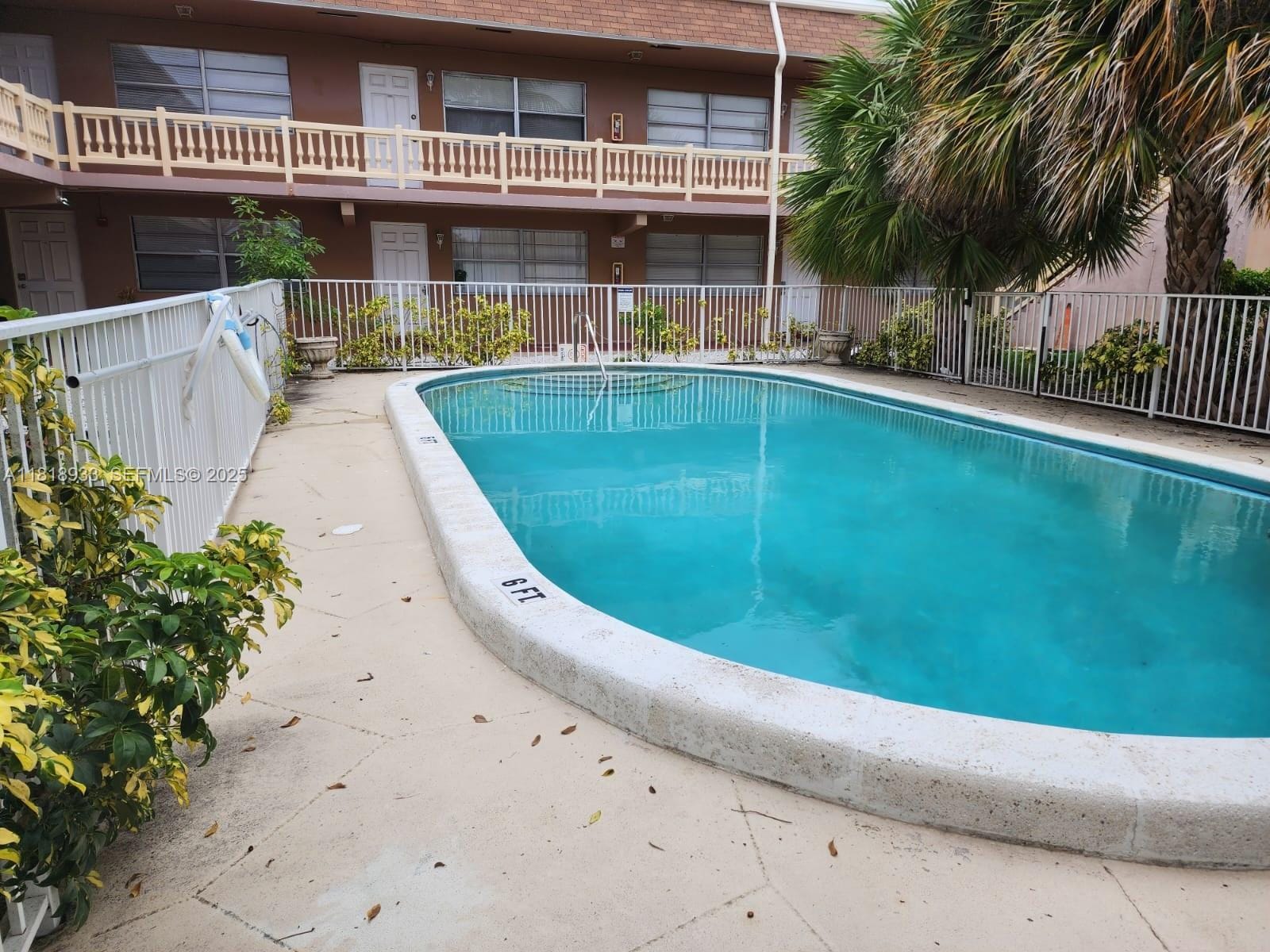 241 SE 9th Avenue 110, Pompano Beach, FL 33060 photo 2
