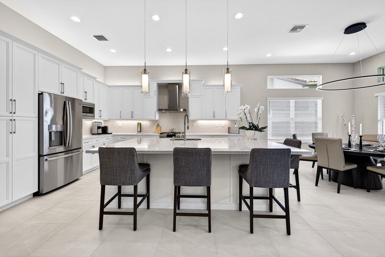 9265 Seahorse Bay Drive — photo 5