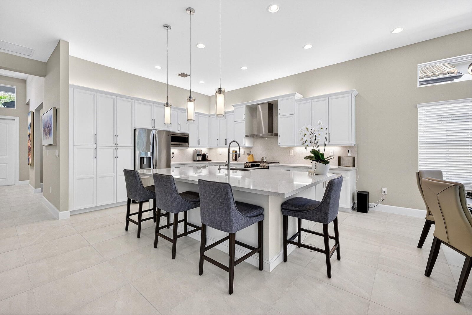 9265 Seahorse Bay Drive — photo 6
