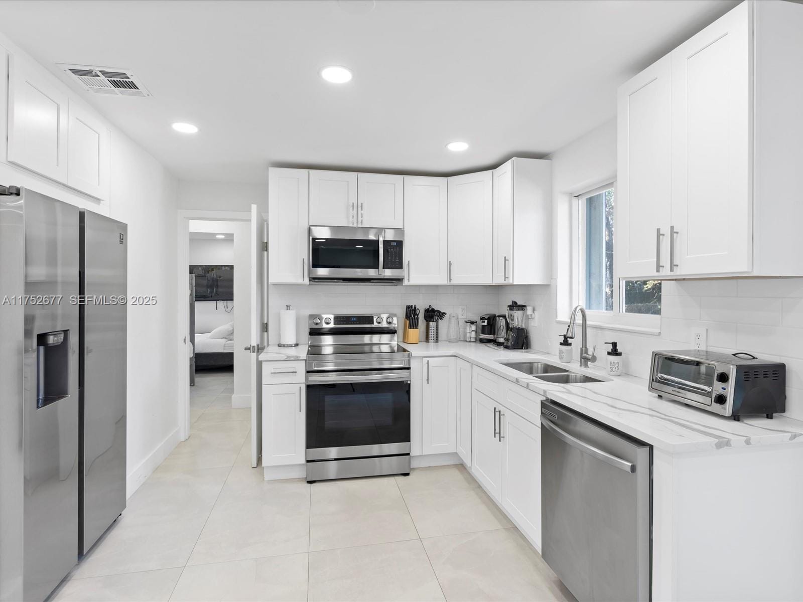 4121 SW 54th Court, Dania Beach, FL 33314 photo 14