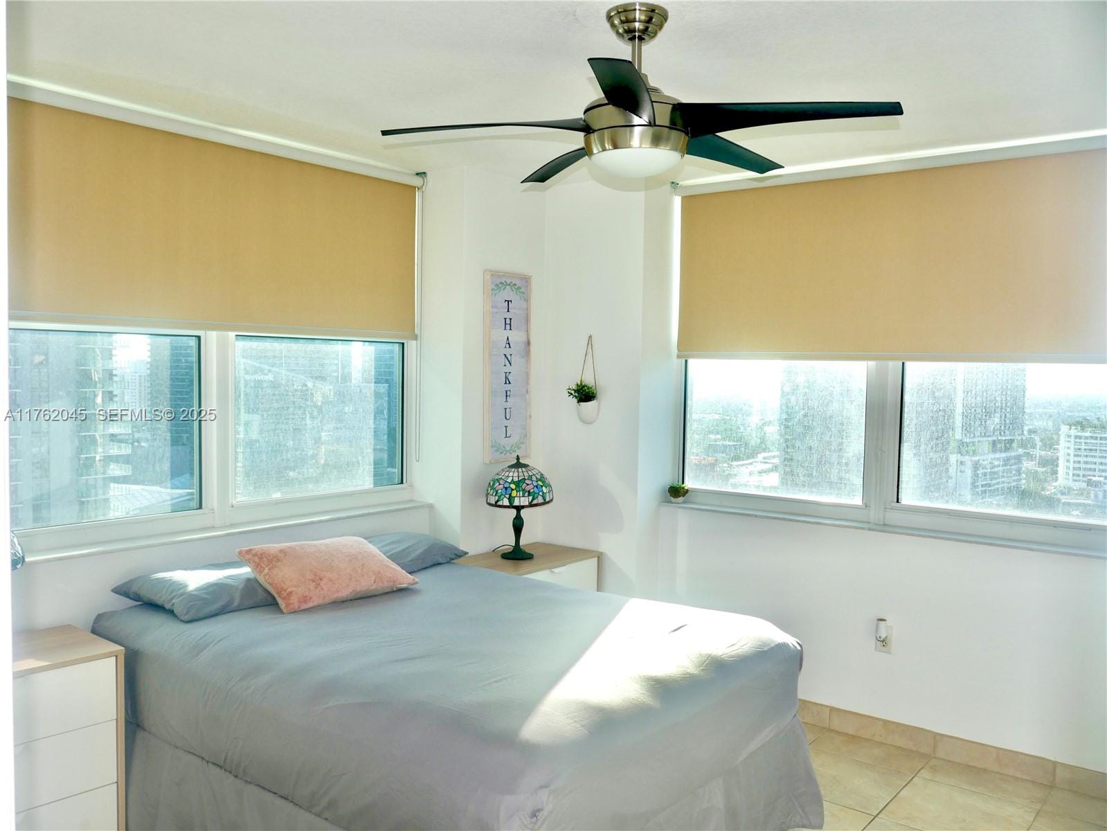 31 SE 5th Street 2611, Miami, FL 33131 photo 4