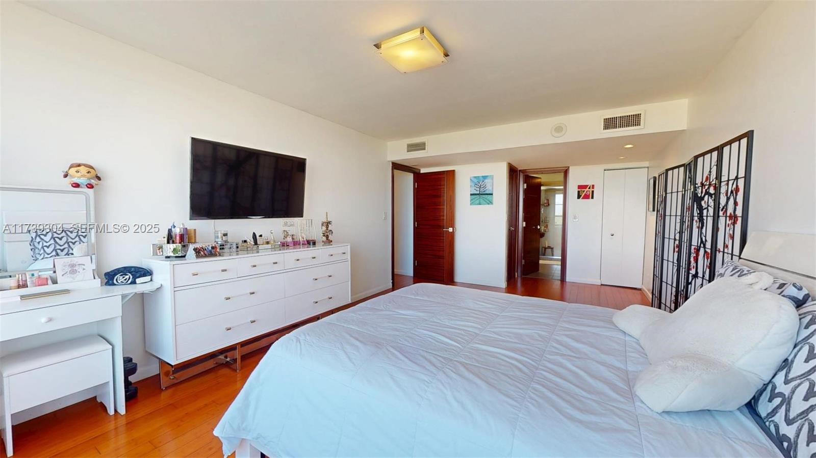 600 N Three Islands Boulevard 803, Hallandale Beach, FL 33009 photo 17