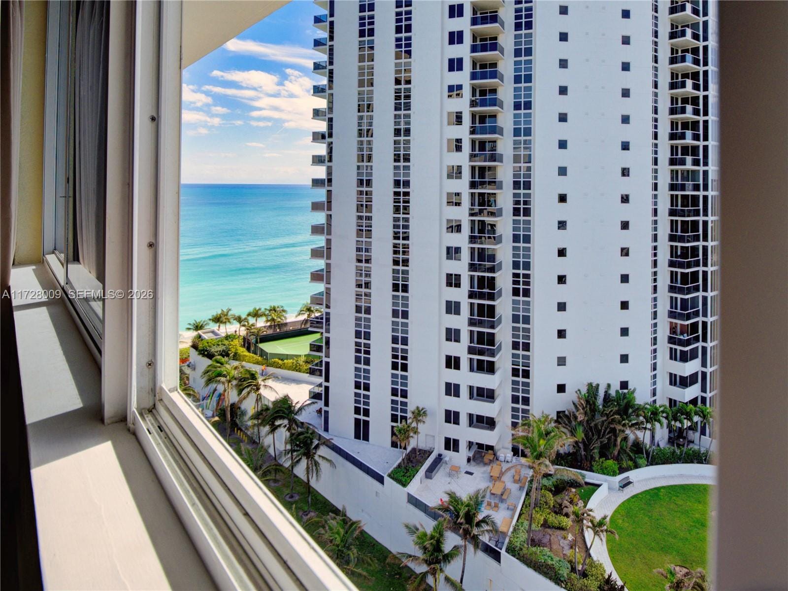 19201 Collins Avenue 1141, Sunny Isles Beach, FL 33160 photo 17