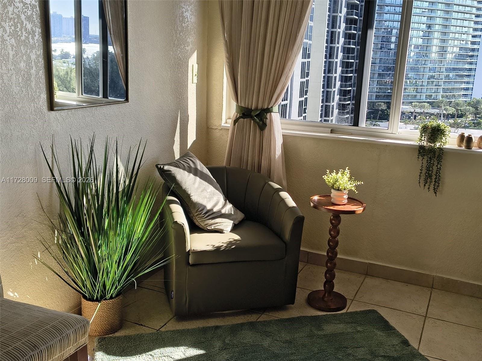 19201 Collins Avenue 1141 — photo 8