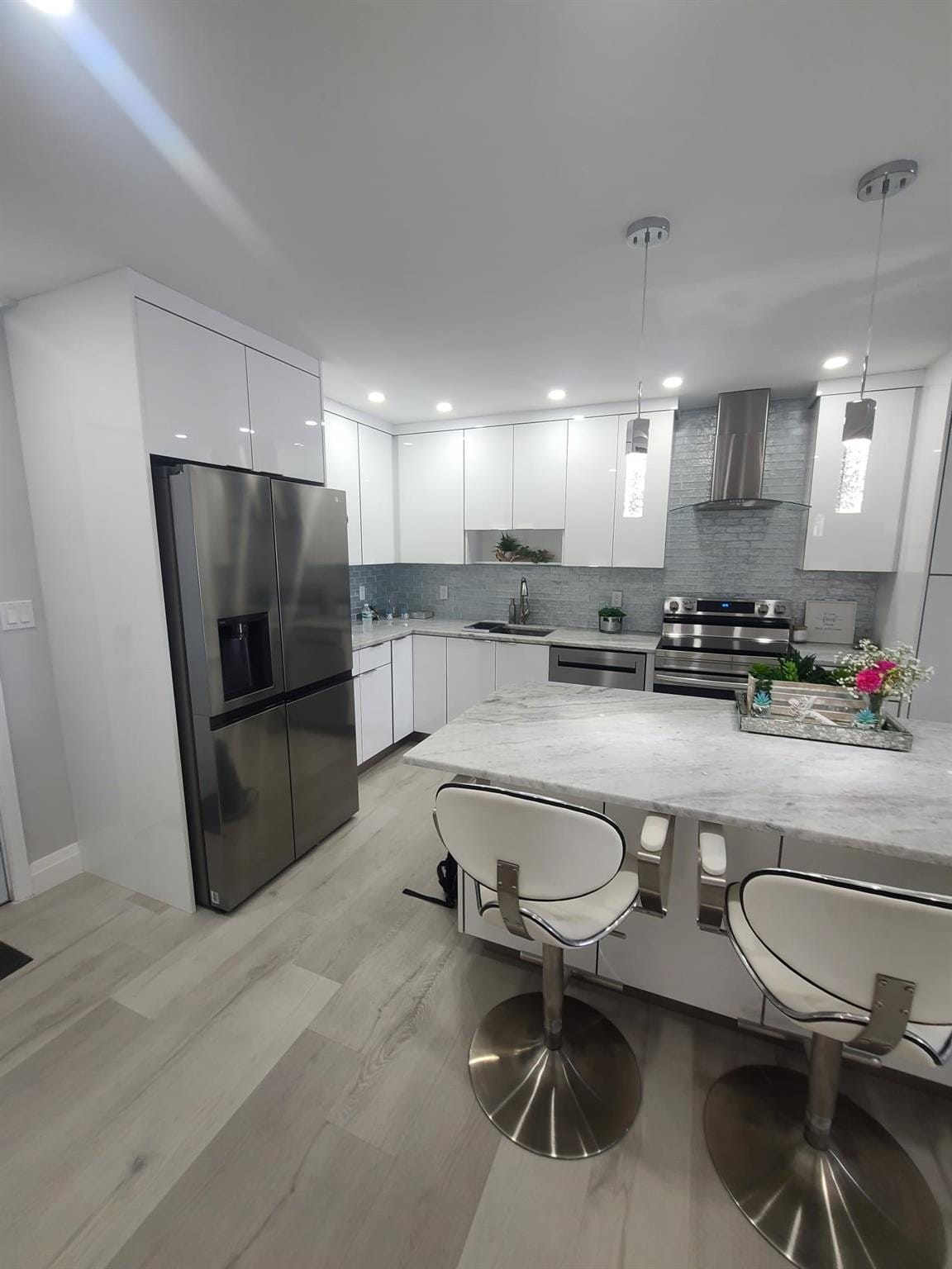 200 S Birch Road 901 — photo 11