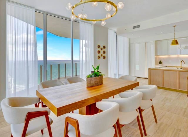 525 N Fort Lauderdale Beach Boulevard 1904, sold in Four Seasons Condo, Fort Lauderdale, FL