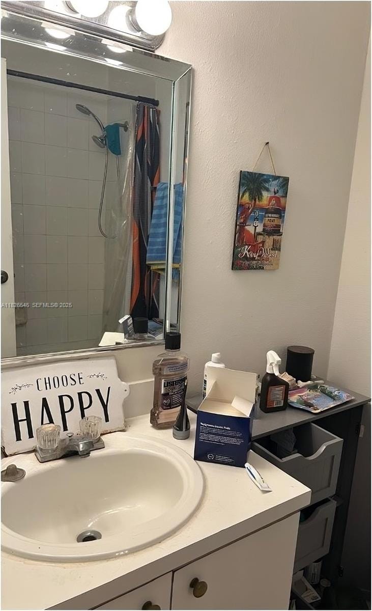 17901 NW 68th Avenue R208, Hialeah, FL 33015 photo 3