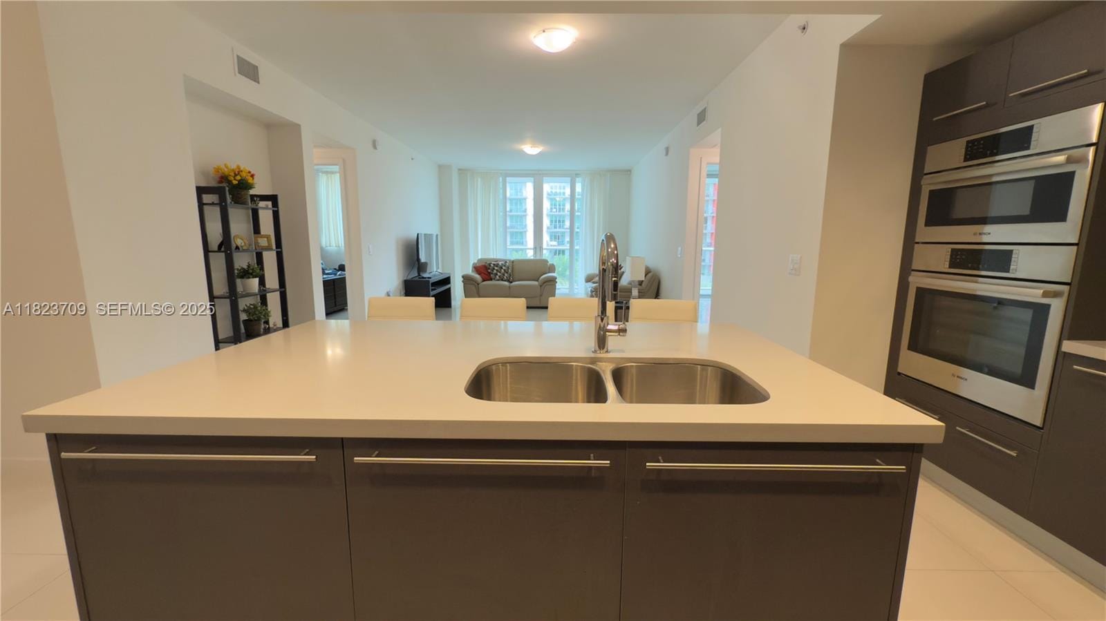 7825 NW 107th Avenue 408, Doral, FL 33178 photo 6